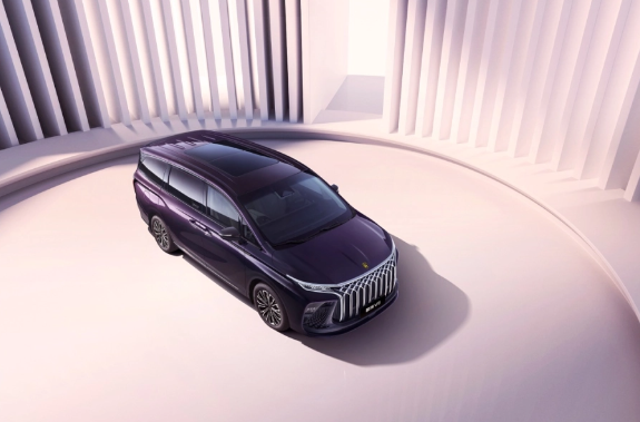 东风风行全新豪华MPV命名揭晓,风行星海V9即将开启预售