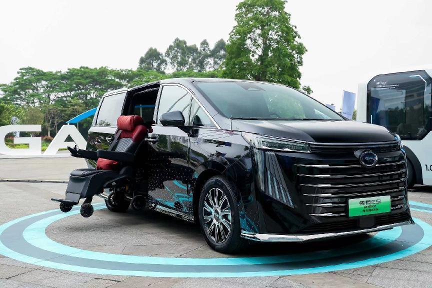 2024 广汽科技日重磅发布!全固态电池与无图纯视觉智驾引领智电新时代