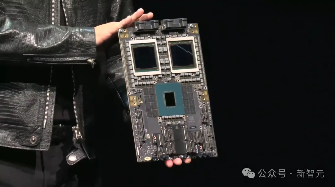 老黄一口气解密三代GPU！粉碎摩尔定律打造AI帝国，量产Blackwell解决ChatGPT全球耗电难题