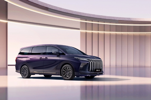 东风风行全新豪华MPV命名揭晓,风行星海V9即将开启预售