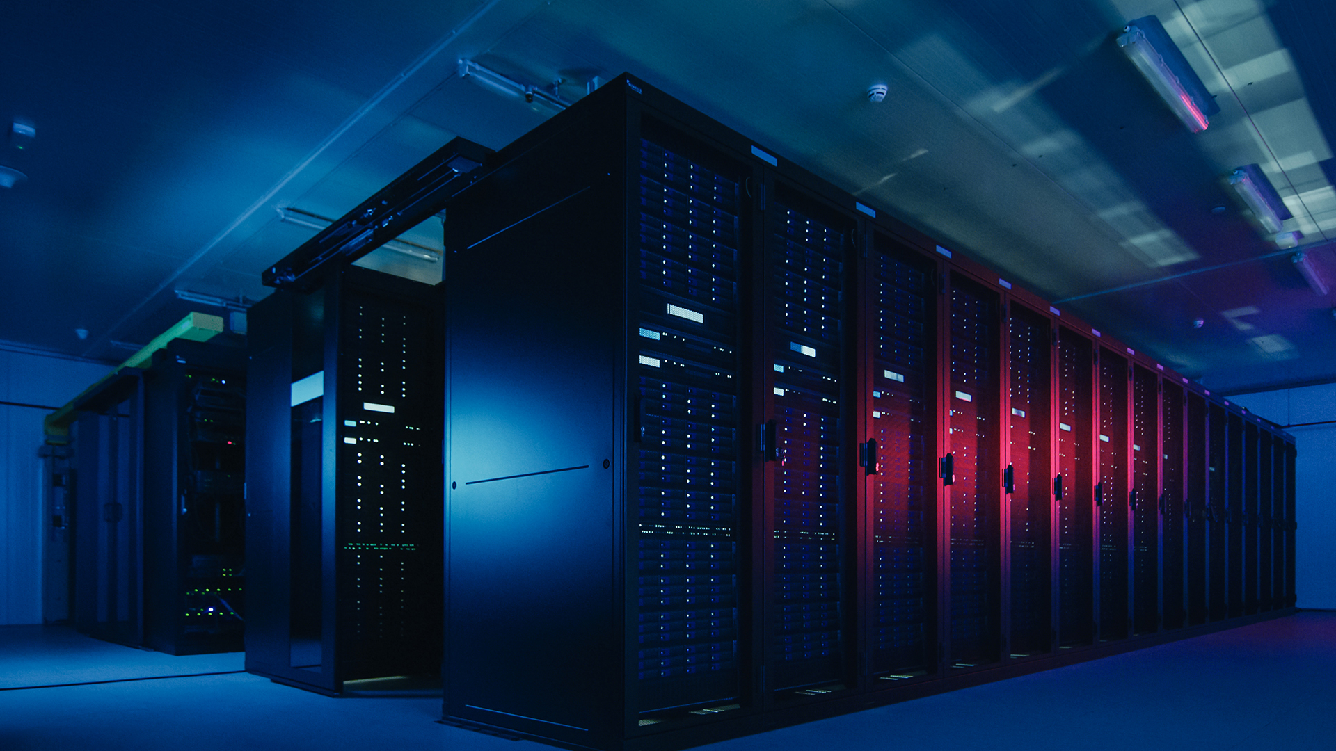 AI算力驱动散热方式变革：数据中心液冷散热技术分析