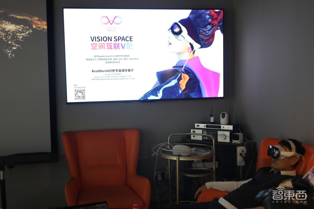 突发!DeepMind联创空降微软:统领AI团队,还掏空了OpenAI劲敌