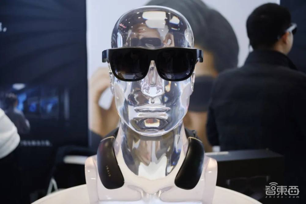 中国生成式AI大会再揭晓15位嘉宾!大模型及应用技术大咖、算力专家和青年学者都来了