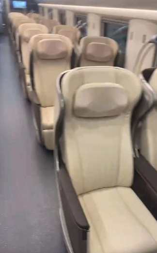 12306高铁新增优选一等座如何