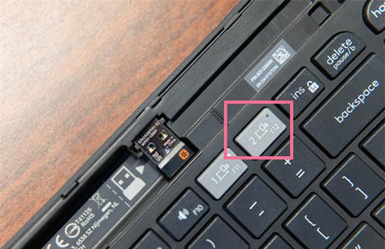 logitech无线键盘怎么连接电脑？轻松搞定！